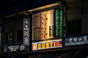 Gusti Bed & Breakfast Singapore